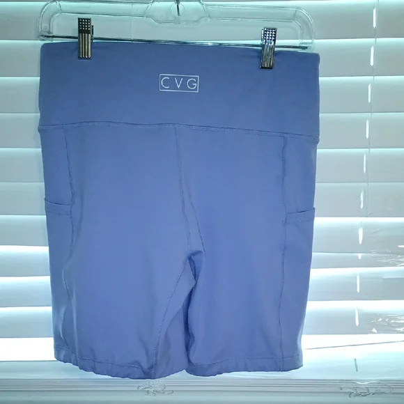 High-Rise Purple Bike Shorts for Active Comfort - Picture 2 of 4